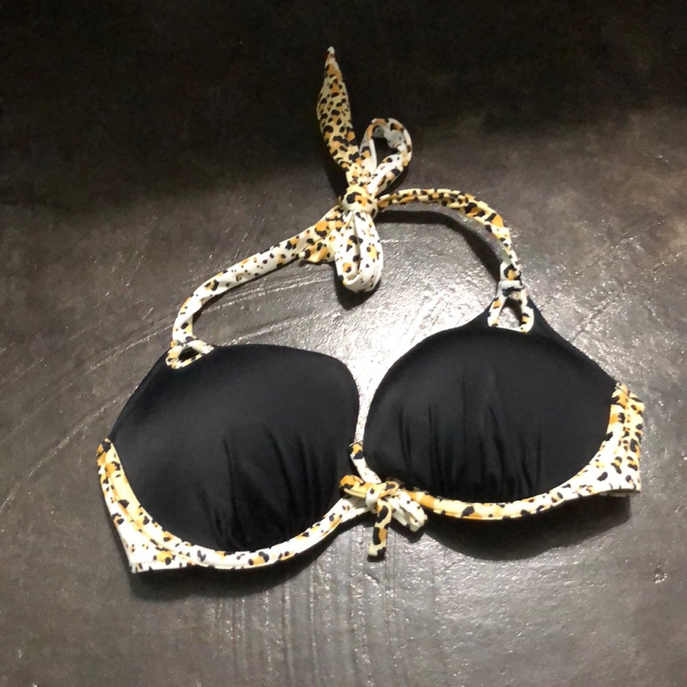 Bikini top